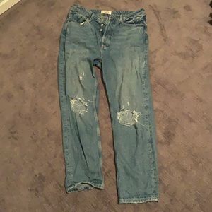 Size 30 We the Free boyfriend jeans